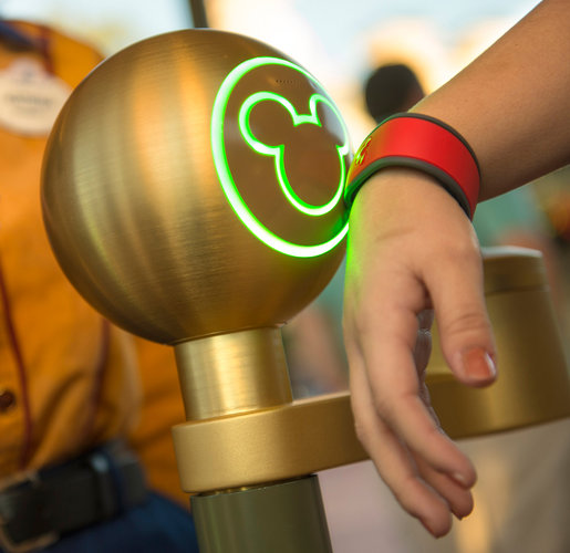 New Bracelet pass for Disney