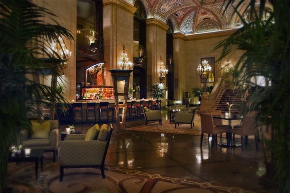 PH-15.-Palmer-House-Lobby-Bar_sent