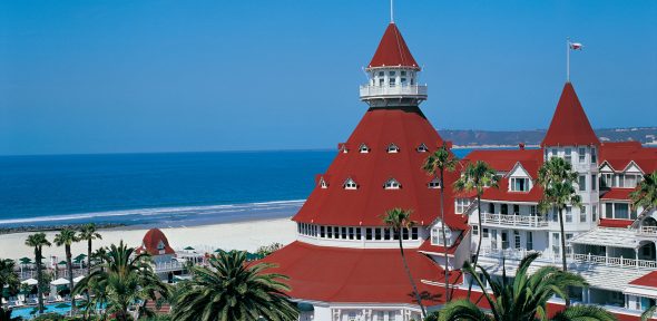 hotel-del-coronado-property-beach-turret-main-shot-06-1640x800