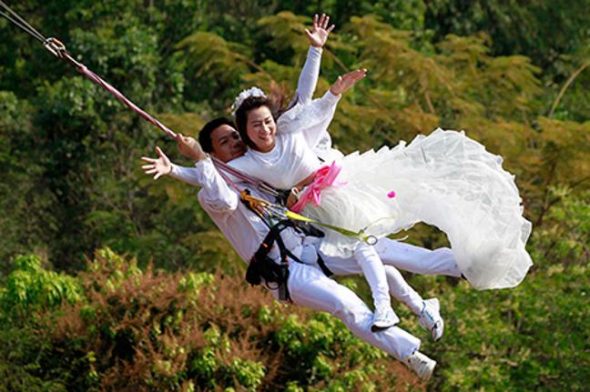 bungee jump wedding